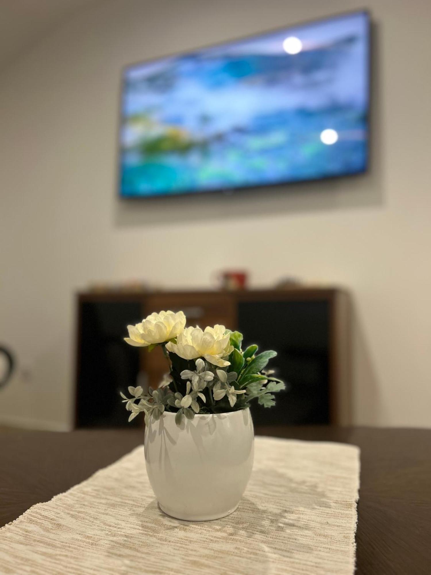 Apartman Diamond Lux Surčin Eksteriør billede